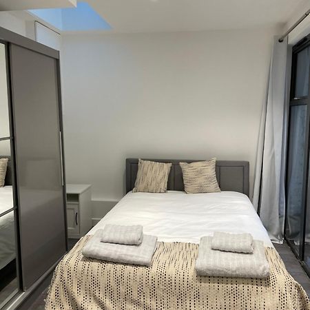 4 Islington Park Street Villa London Eksteriør billede